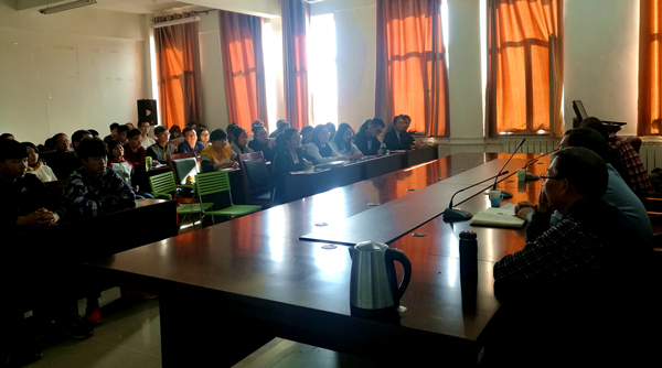 马克思主义学院部署安排本科教学审核评估相关工作