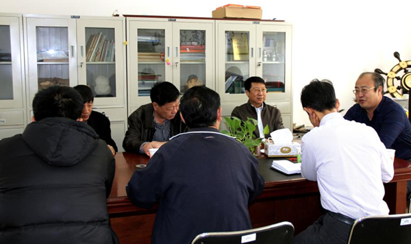 我校本科教学审核评估第八工作组到工程训练中心现场办公