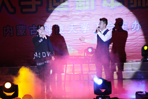 歌曲《风吹麦浪》