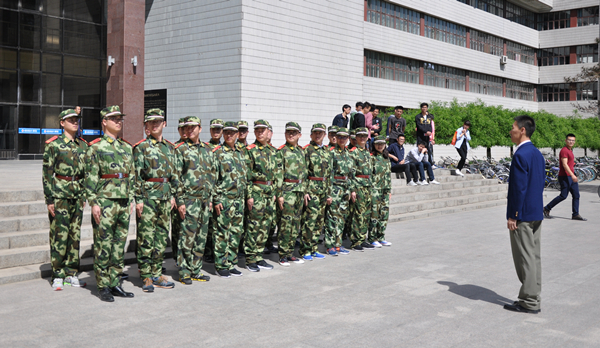 老队员重温训练